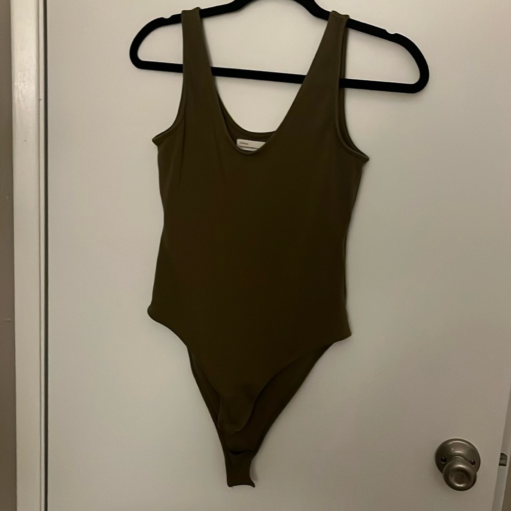 Oak + Fort Olive Green Bodysuit in size Medium